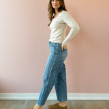 Durability Barrel Jeans