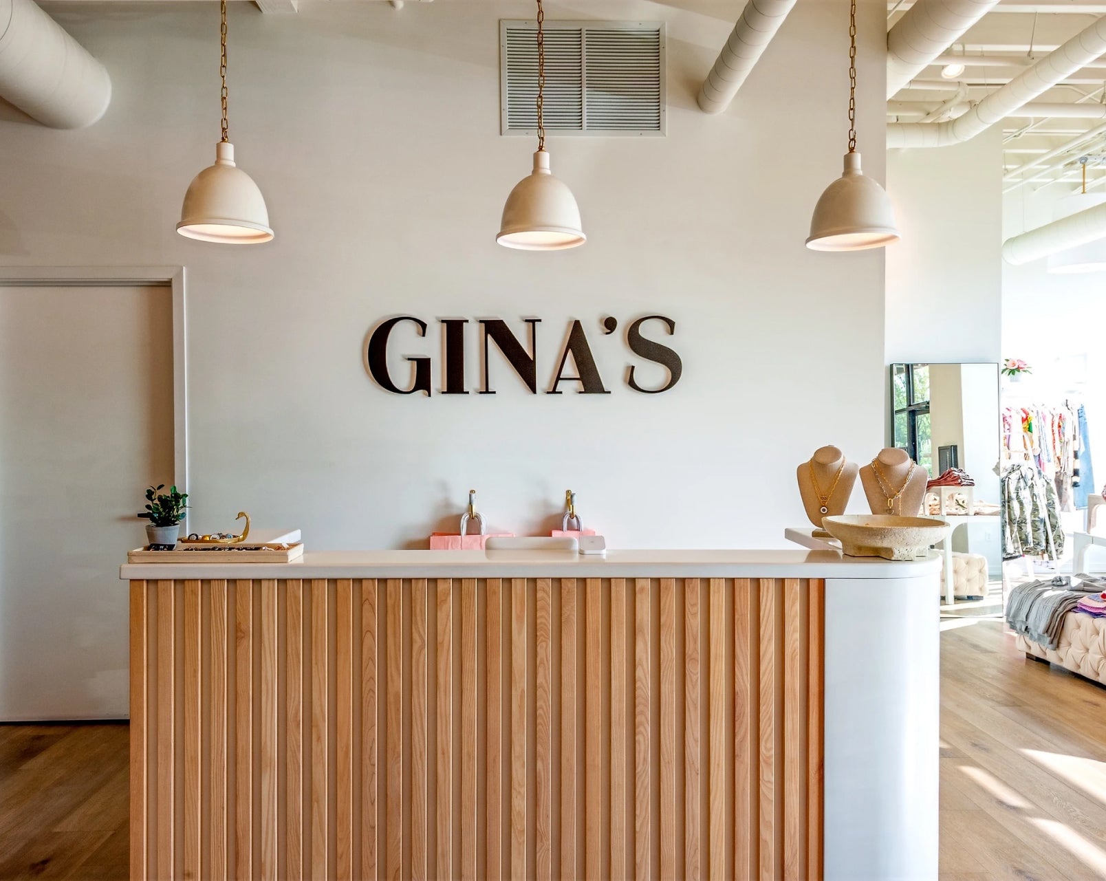 Gina's Boutique - ADA