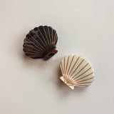 Calcutta Seashell Mini Claw Clip