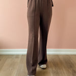 Varley The Wide Leg Pant 30'' in brown, front view of the pant.