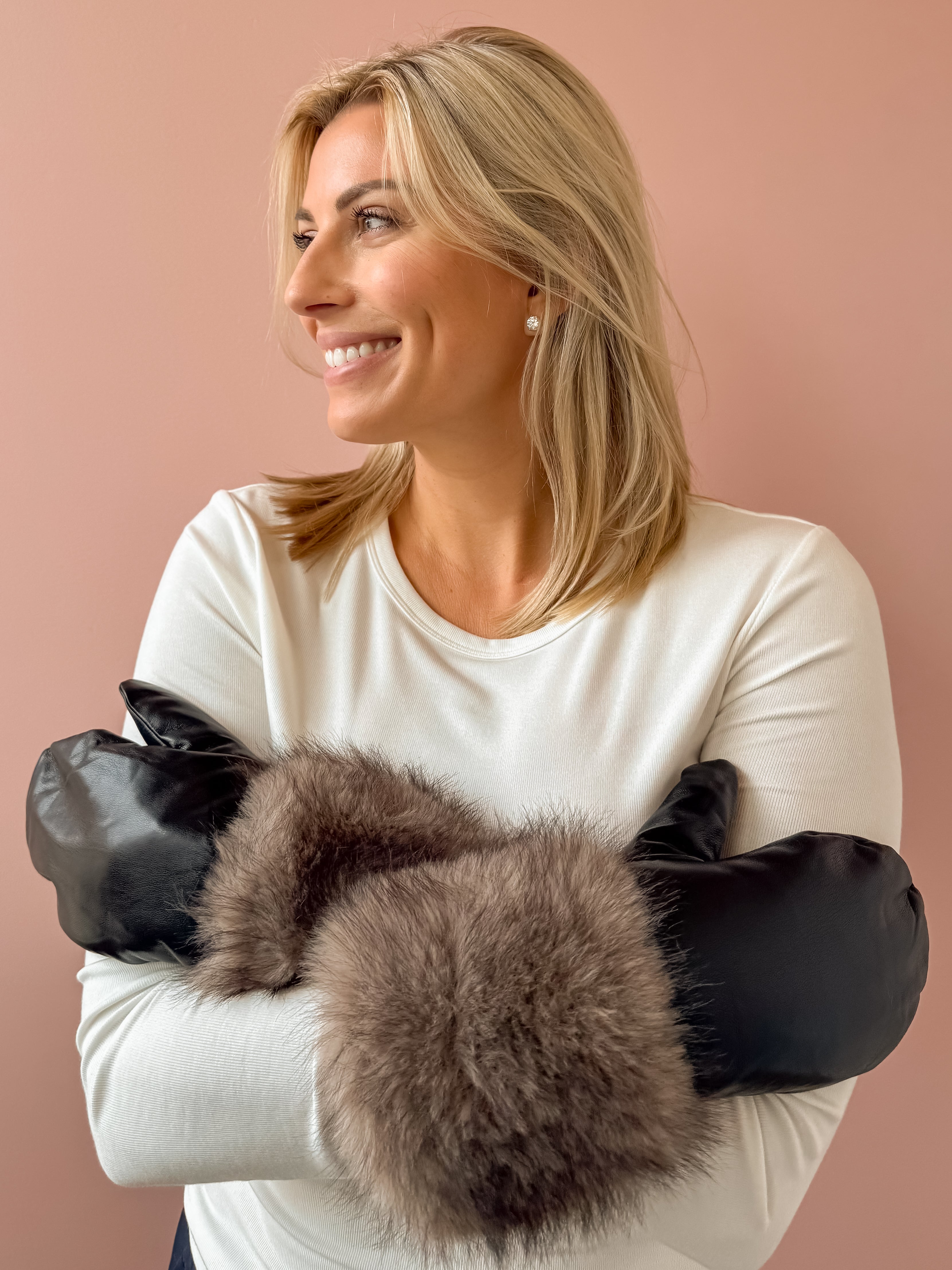 Common Knit Eloise Faux Fur Gloves in brown, front view.