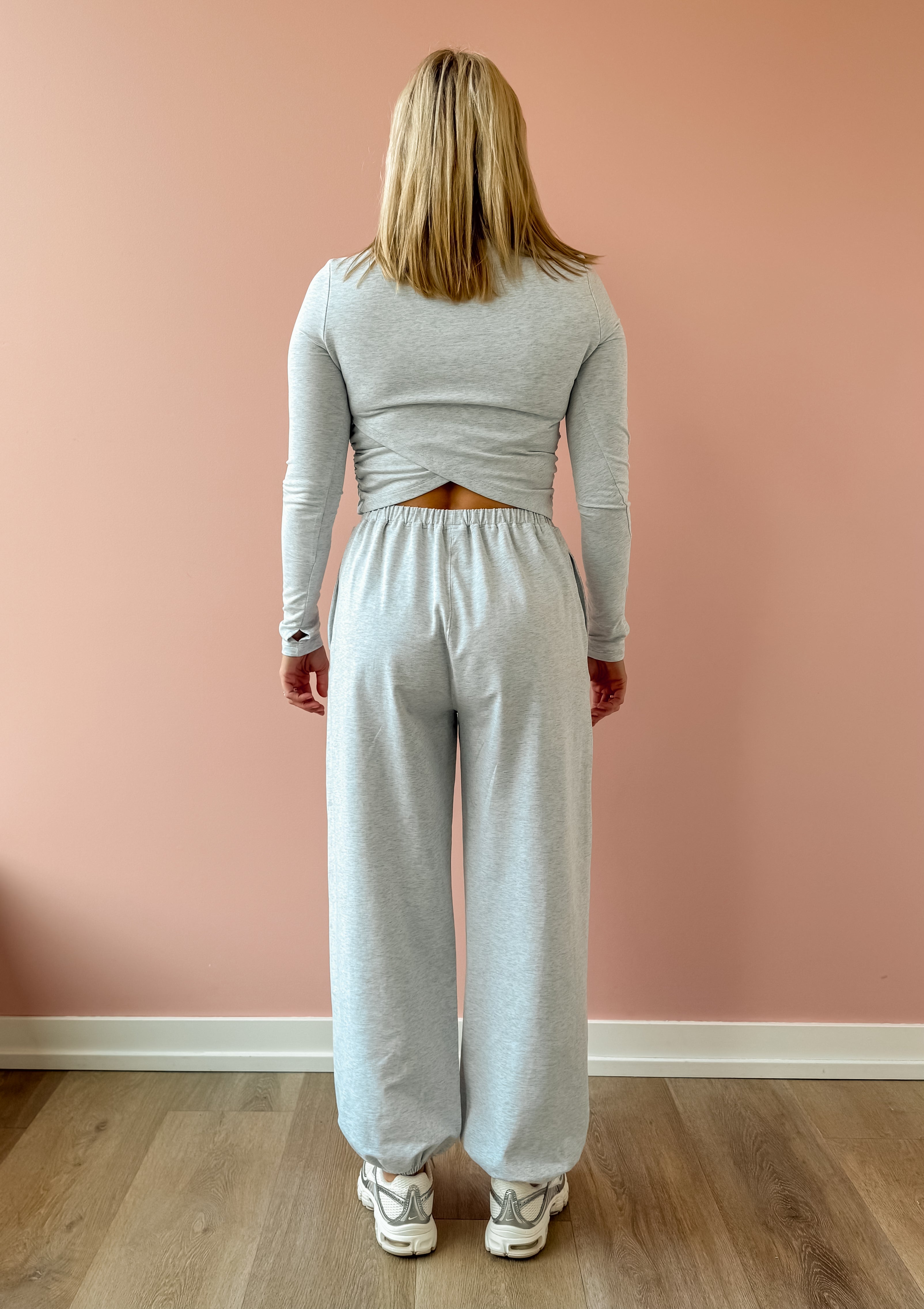 Glowie Maddie Jogger in grey, back view.